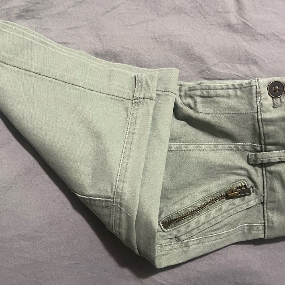 NWT Old Navy Mini Skirt in Light Green